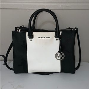 michael kors purse